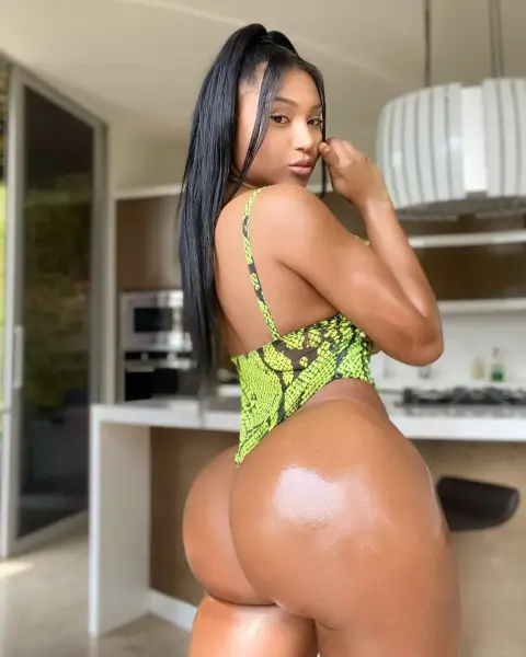 britisholivia OnlyFans profile photo