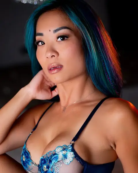 Katie Lin - Next Door Asian Swinger OnlyFans profile photo