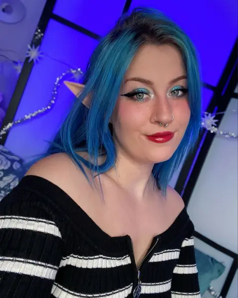 Luna Elise LIVE SHOW EVERY WEEK OnlyFans profile photo