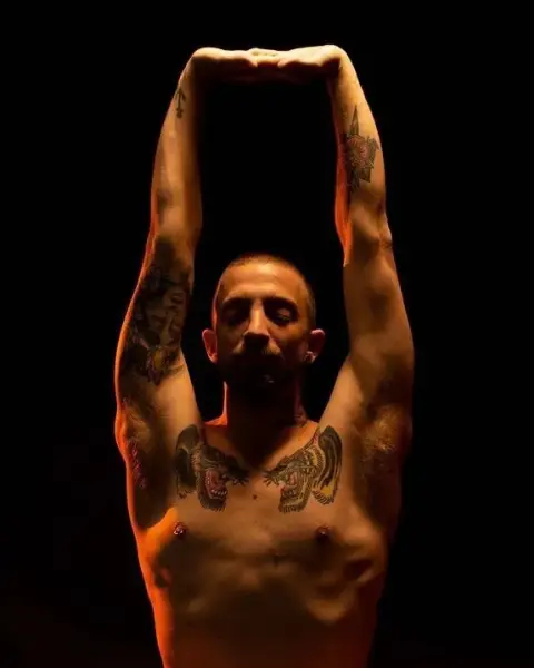 @nakedyogamen OnlyFans profile photo