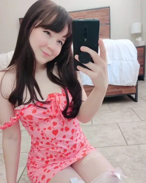 Mira OnlyFans profile photo